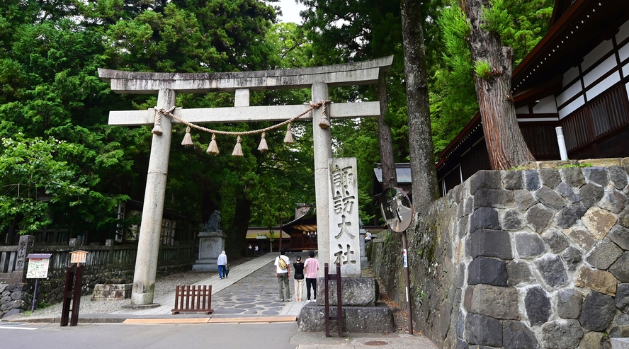 諏訪大社下社＜春宮＞