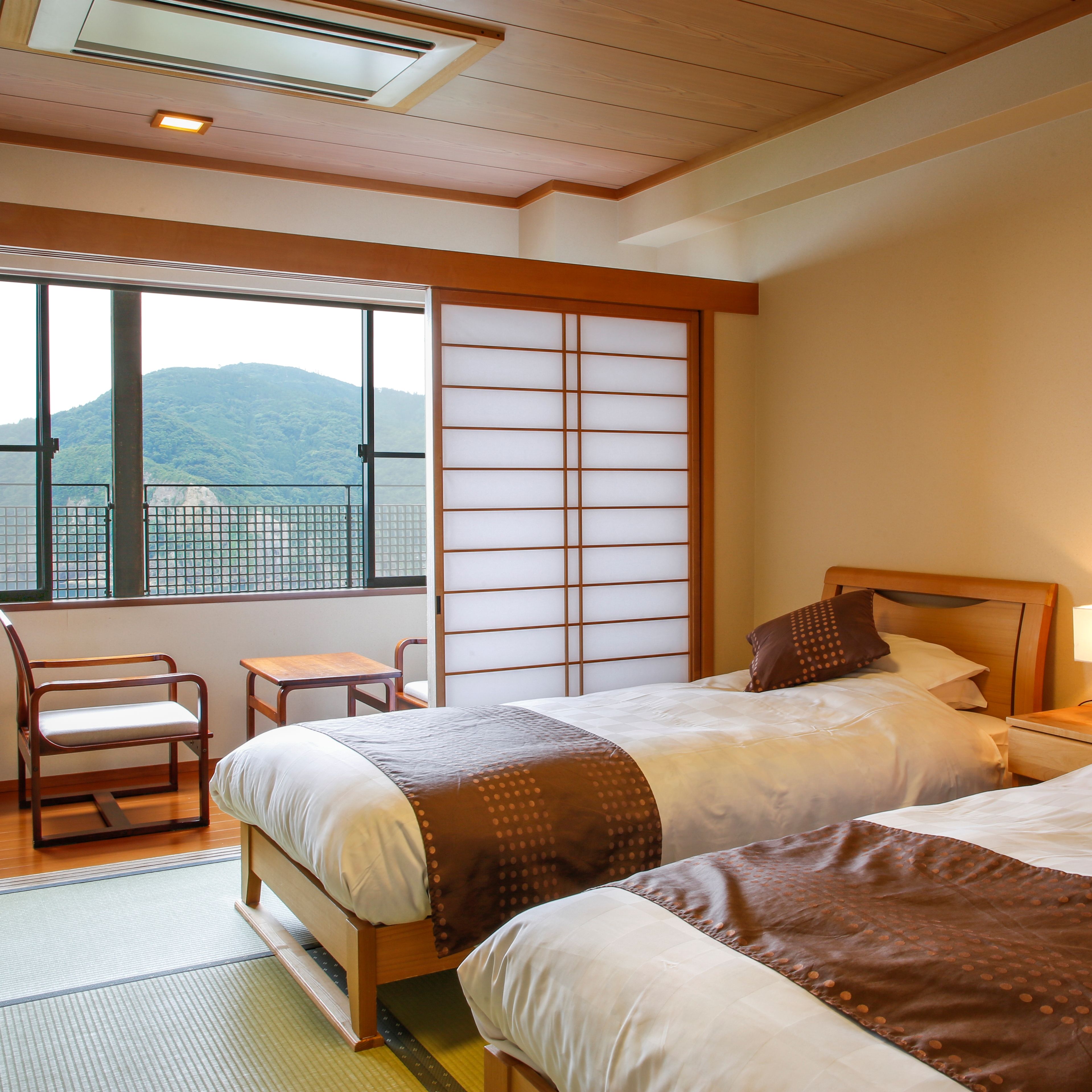 畳の和洋室☆彡日本人が一番ほっとする畳で寛ぐ「和みの空間」。
