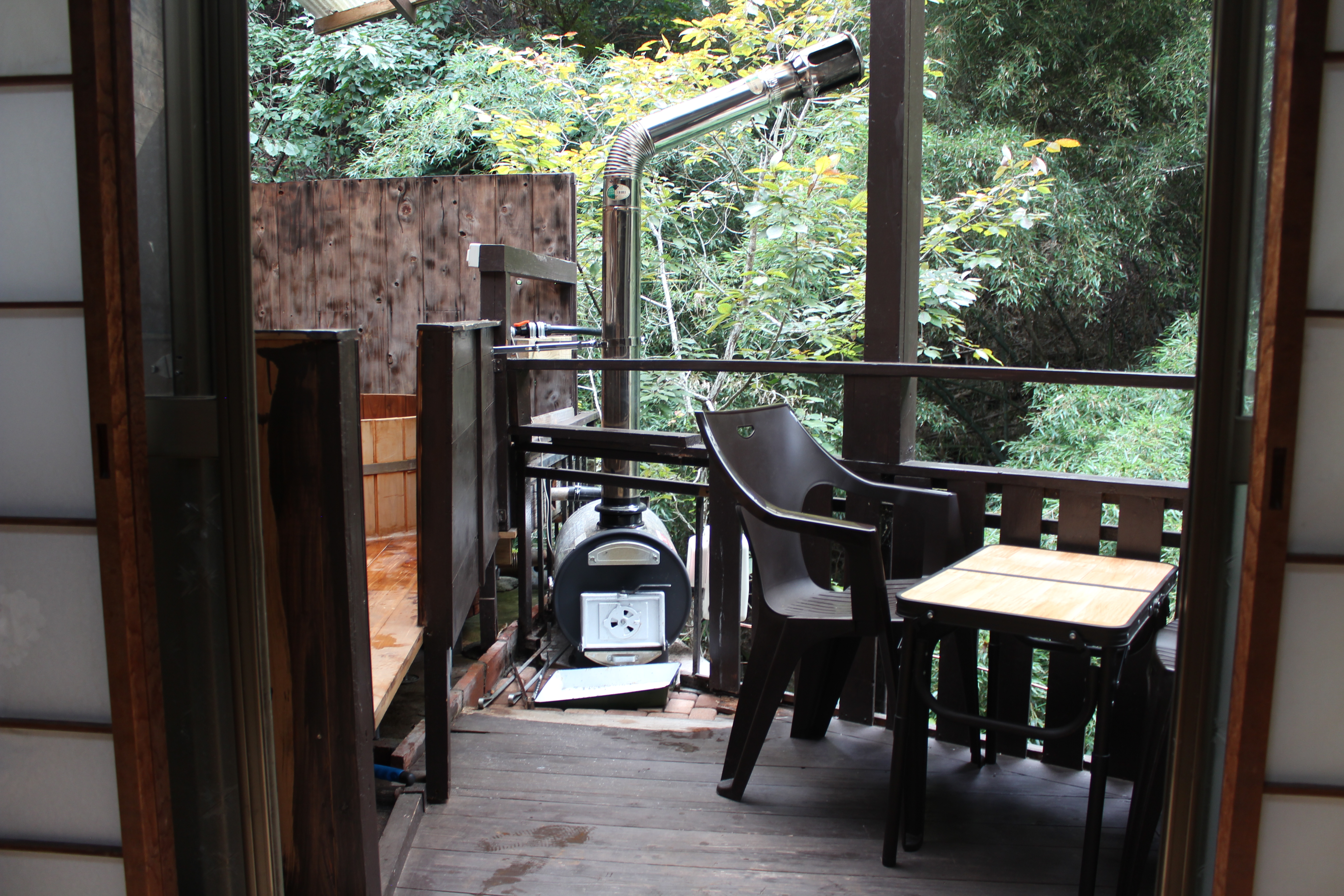 1階 温泉露天風呂付き客室「星尾」ベランダ