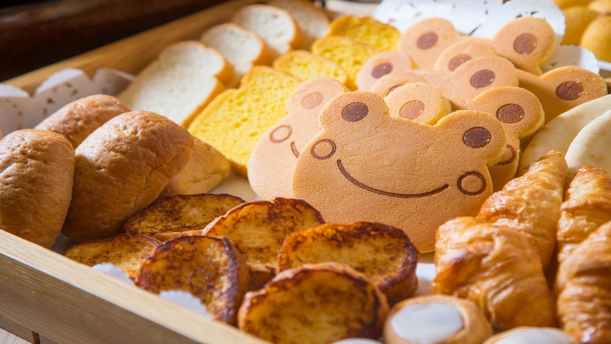 朝食のパンケーキ・パン・フレンチトーストなどバリエーション豊富にそろっています