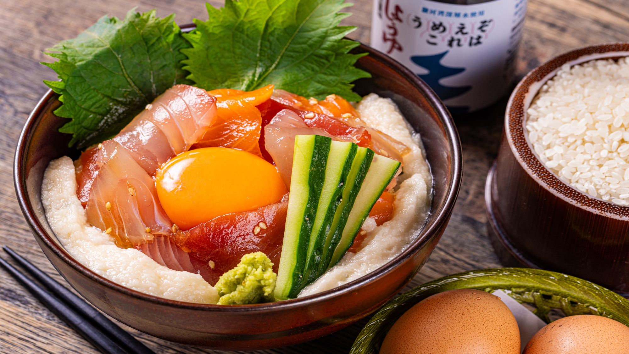 「海鮮漁師めし」朝食の人気メニュー♪具材は自由に選んでトッピング