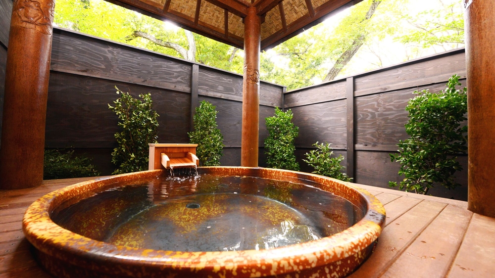 アンダの森 伊豆いっぺき湖 貸切温泉露天風呂