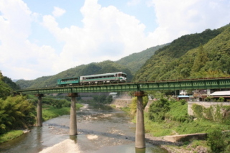 トロッコ列車