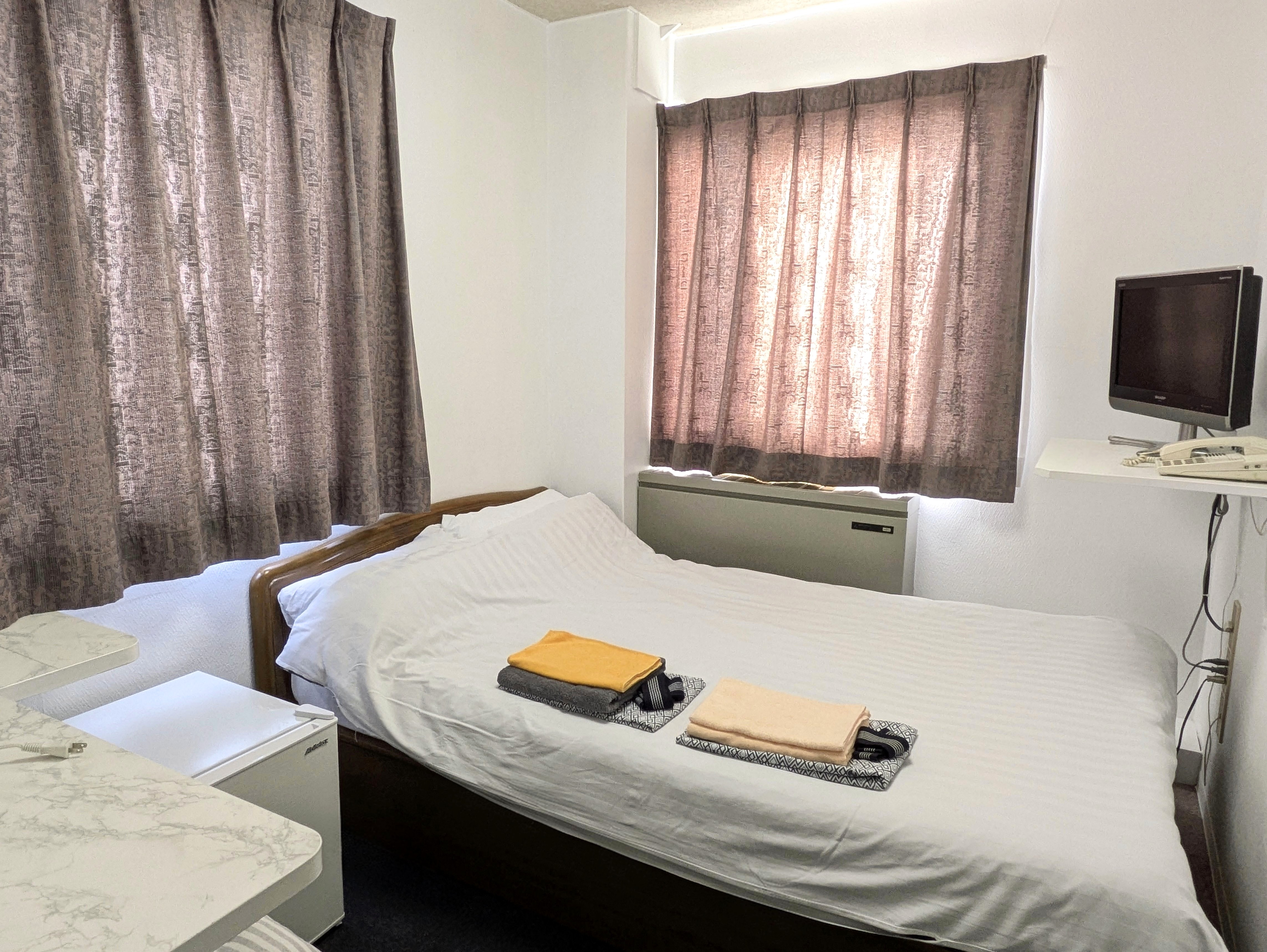 セミダブルルーム