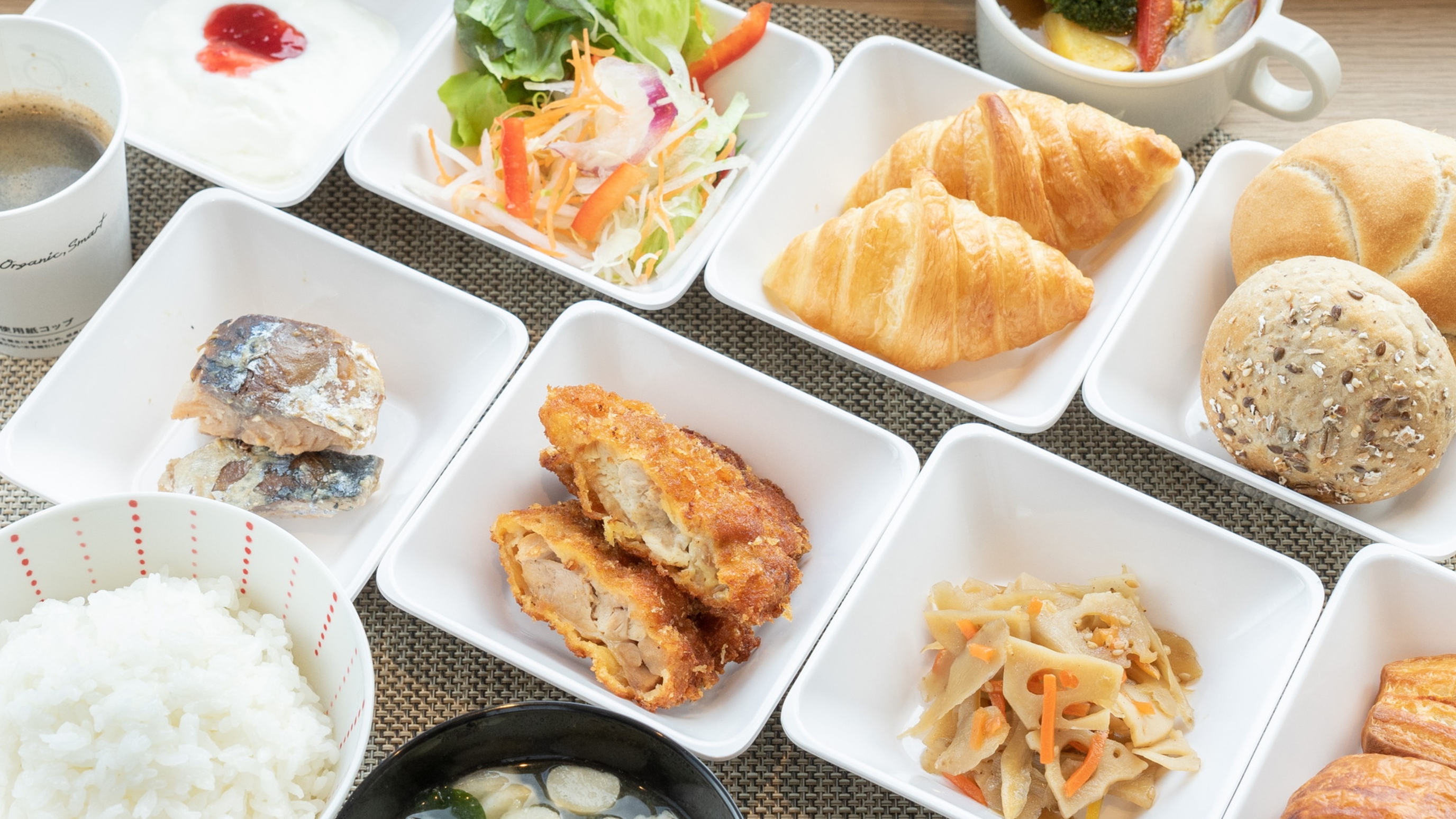 和食派も洋食派もどちらもご堪能いただけます