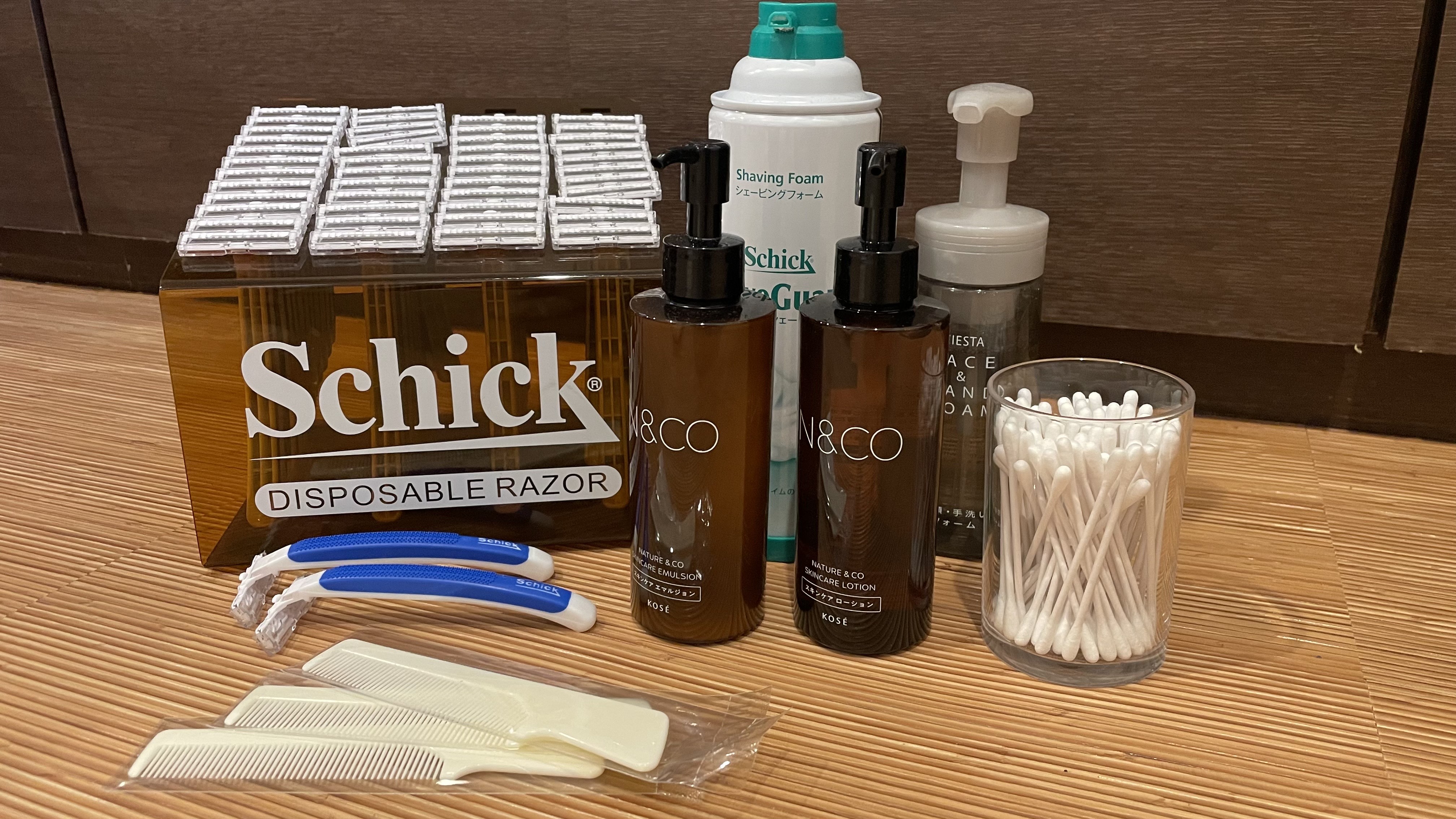 男性大浴場　アメニティ