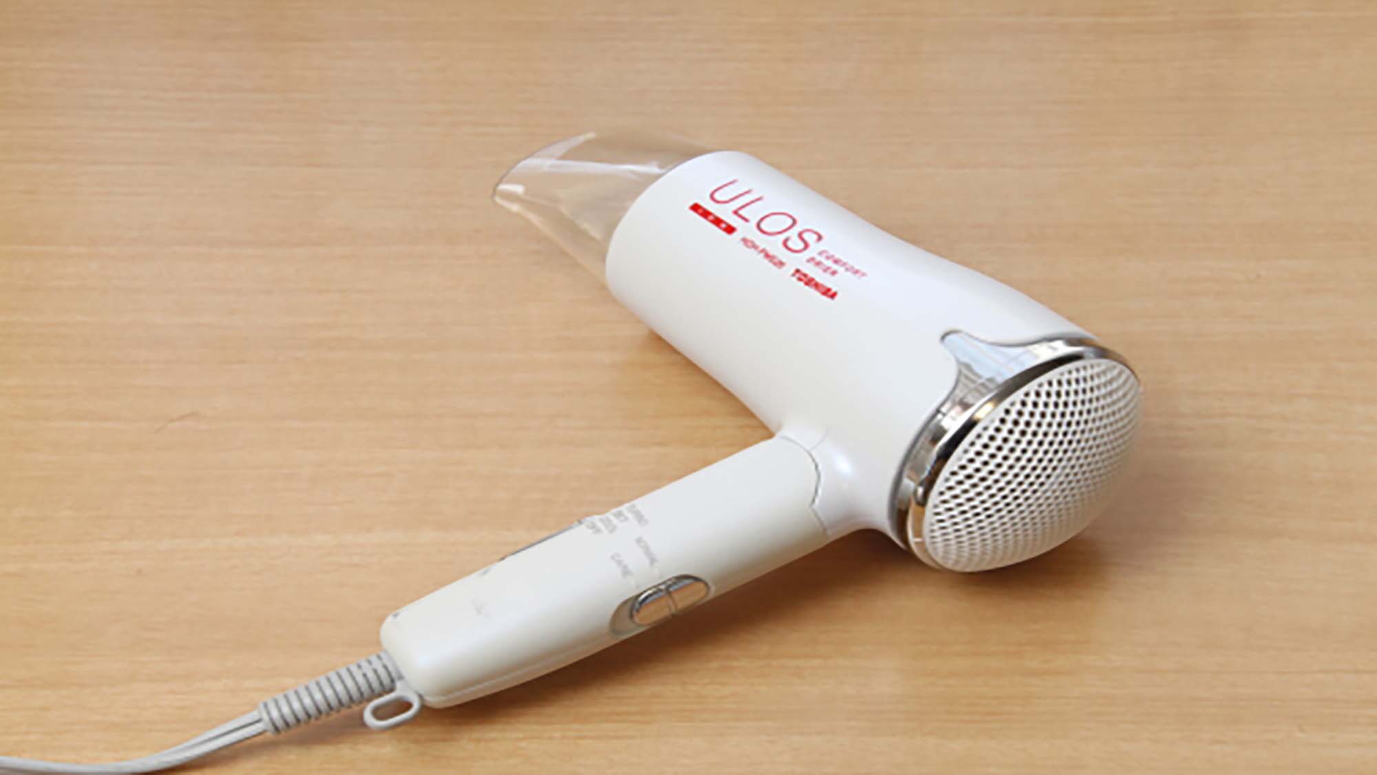 【ヘアドライヤー】コンパクトで使いやすいのに、パワフルです。