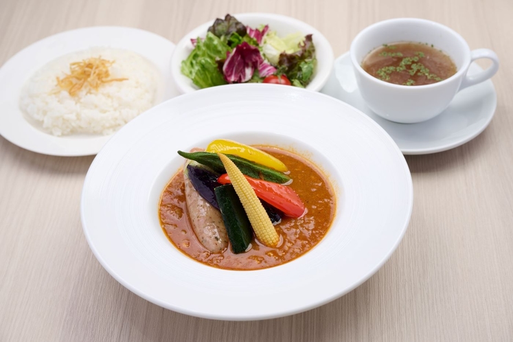 【ランチ】彩り野菜のスープカレー