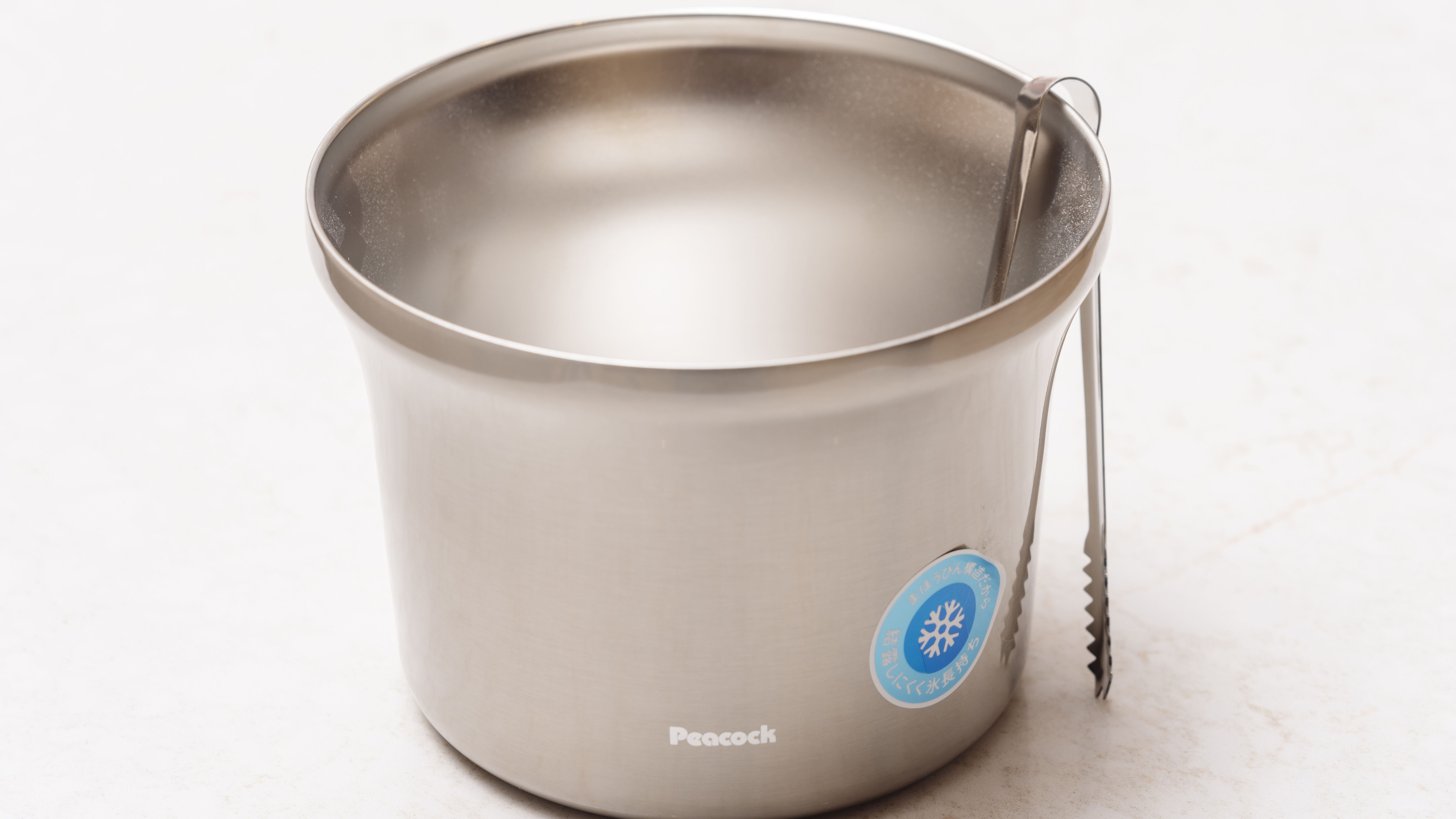【ジュニアスイートツインルーム・客室備品】アイスペール