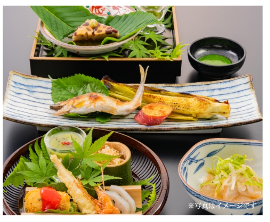 楽【お日にち限定プラン】ヒカリヤヒガシ会席〜月〜　夕朝食付