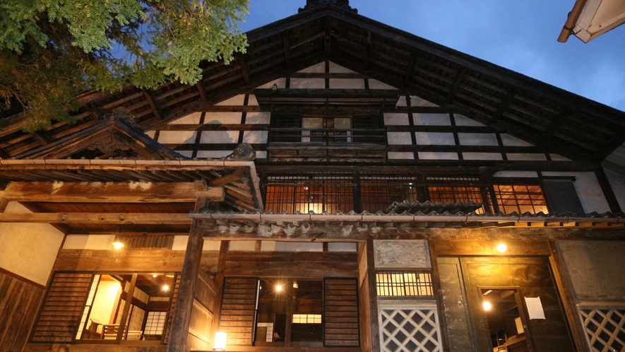 Stoyama Villa 本陣