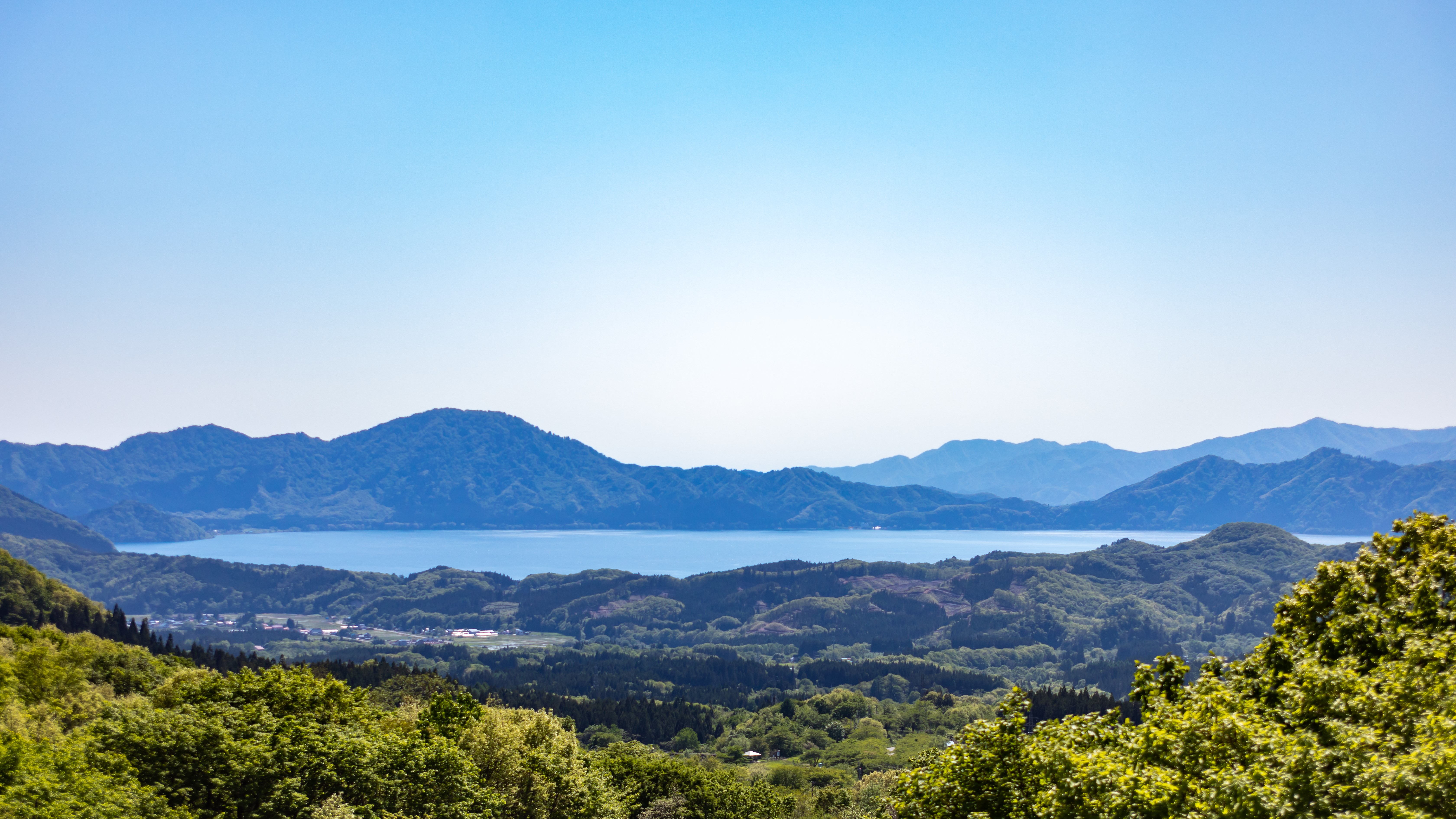 展望台からの田沢湖