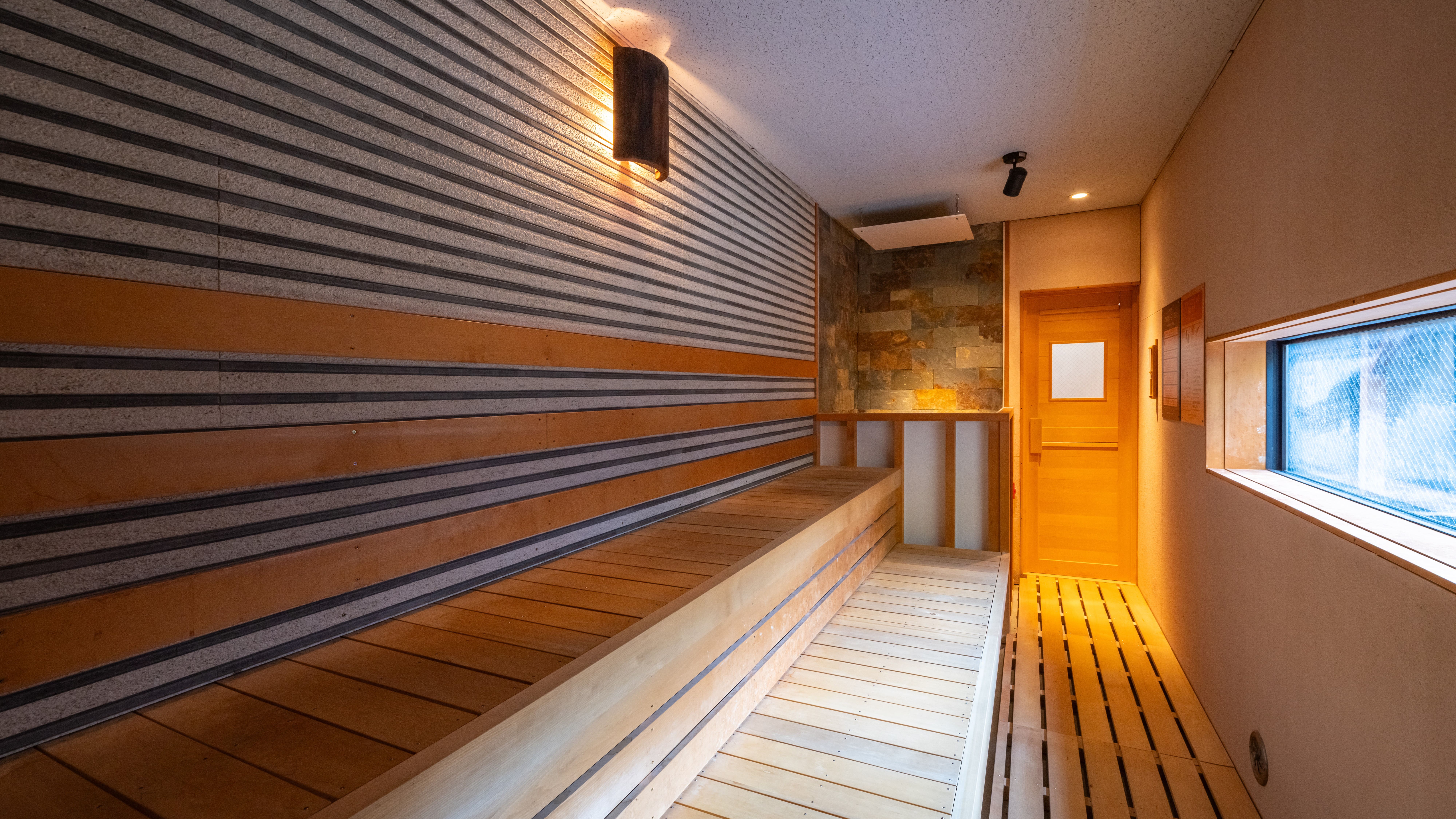 秋扇の湯サウナ