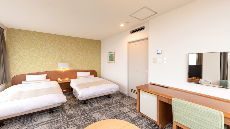 【パノラマビューツイン】ゆったりとした休息をお届けするセミダブルサイズのベッド