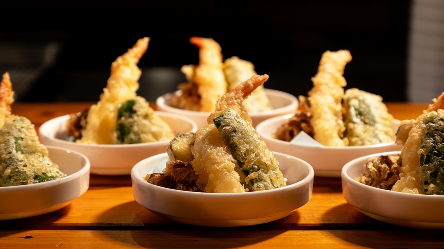 【限定SALE‐2食付】今だけ限定価格★絶景レストランで【いくら】や【カニ】の道産食材ビュッフェ