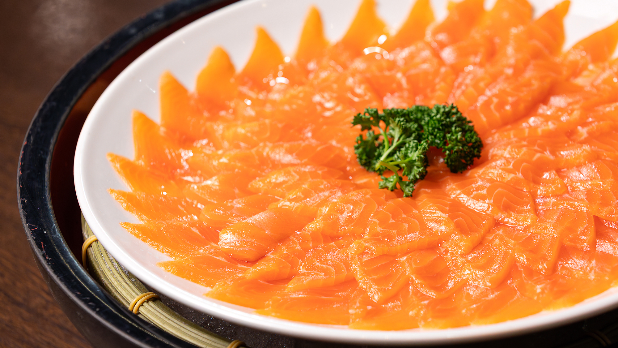 【ディナービュッフェ】メインはやっぱり北海道産の海鮮！「いくら」「サーモン」「蟹」をご用意★