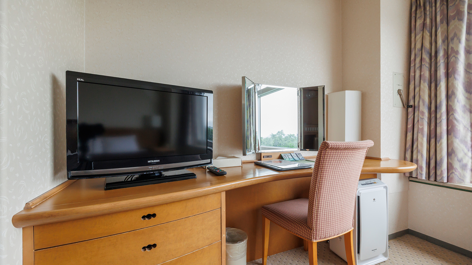 【スタンダードダブル】18平米／ダブルベッド×1