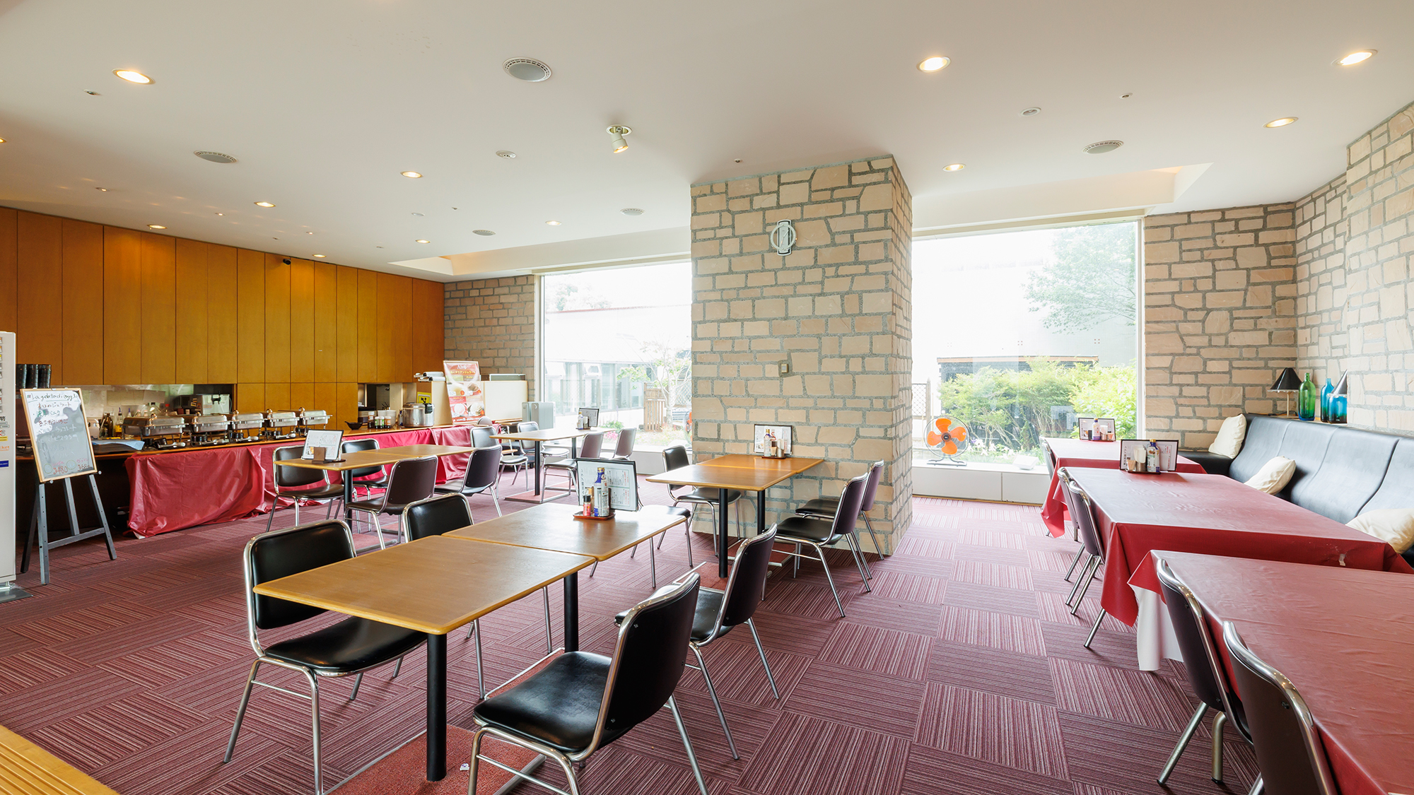 【居酒屋‐茜】ちょっと遅めの夕食や、飲み足りない夜にぴったり！北海道の幸をアテにどうぞ