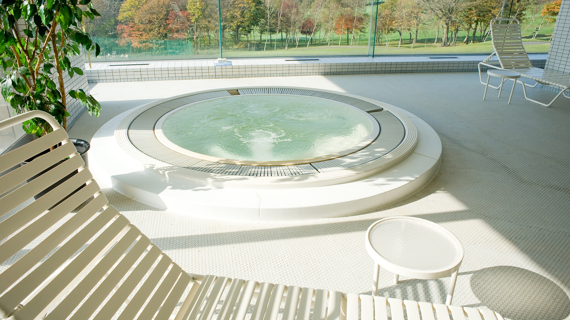 【室内温水プール】有料にてご利用いただけます