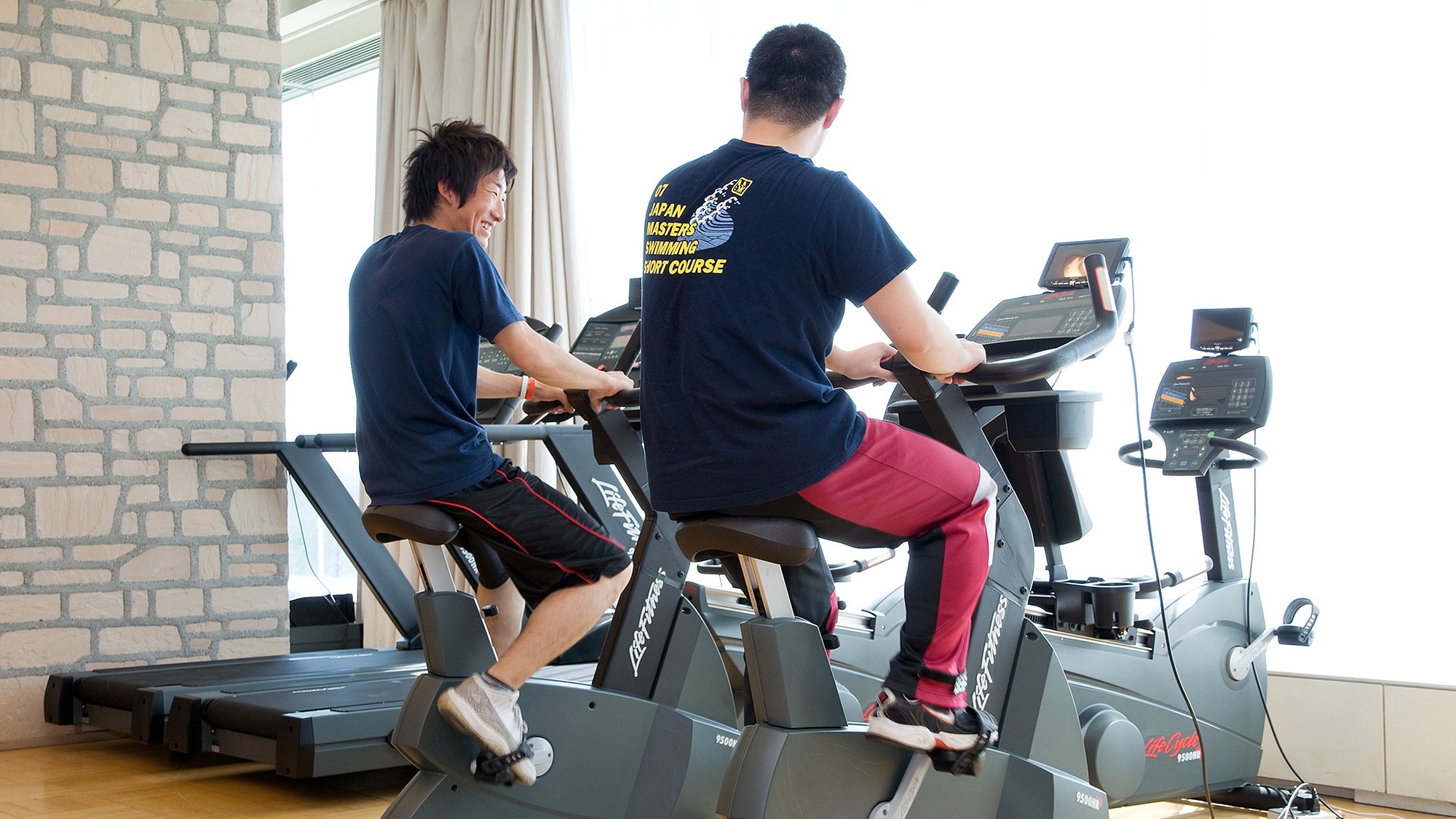 【フィットネスジム】有料にてご利用いただけます。