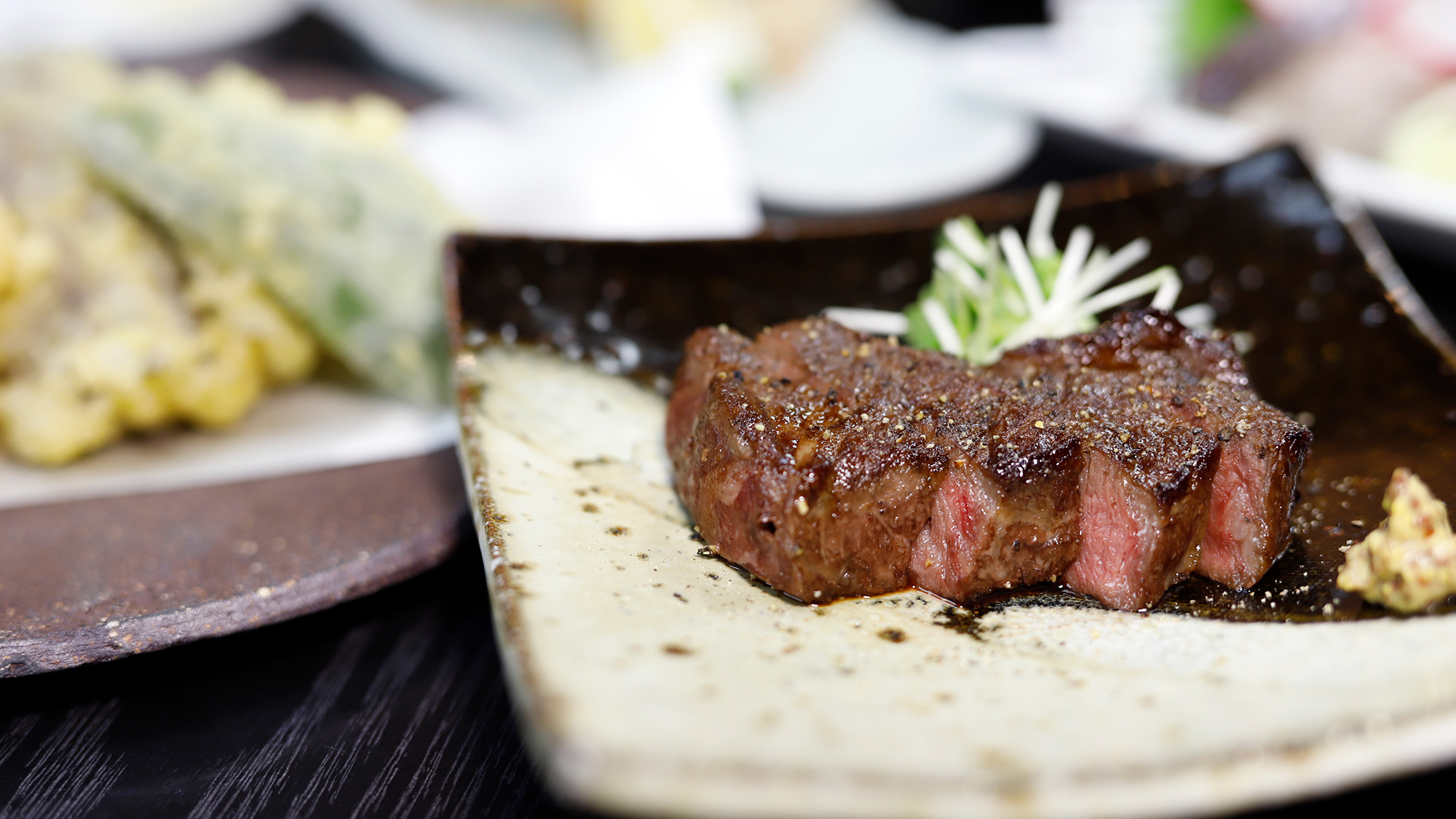 なか屋コース ミニステーキ一例