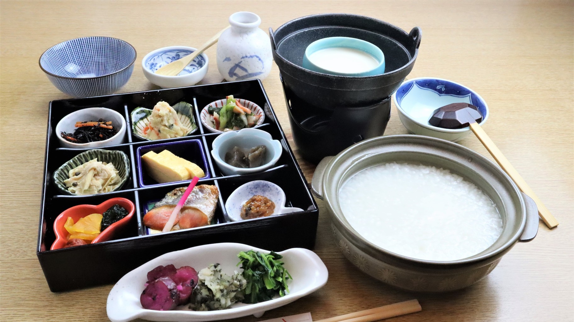 【朝食付き】観光に便利♪一日乗車券付きプラン〈無料駐車場あり〉