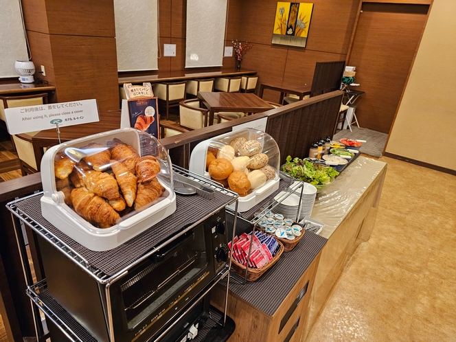 朝食バイキング（パン）