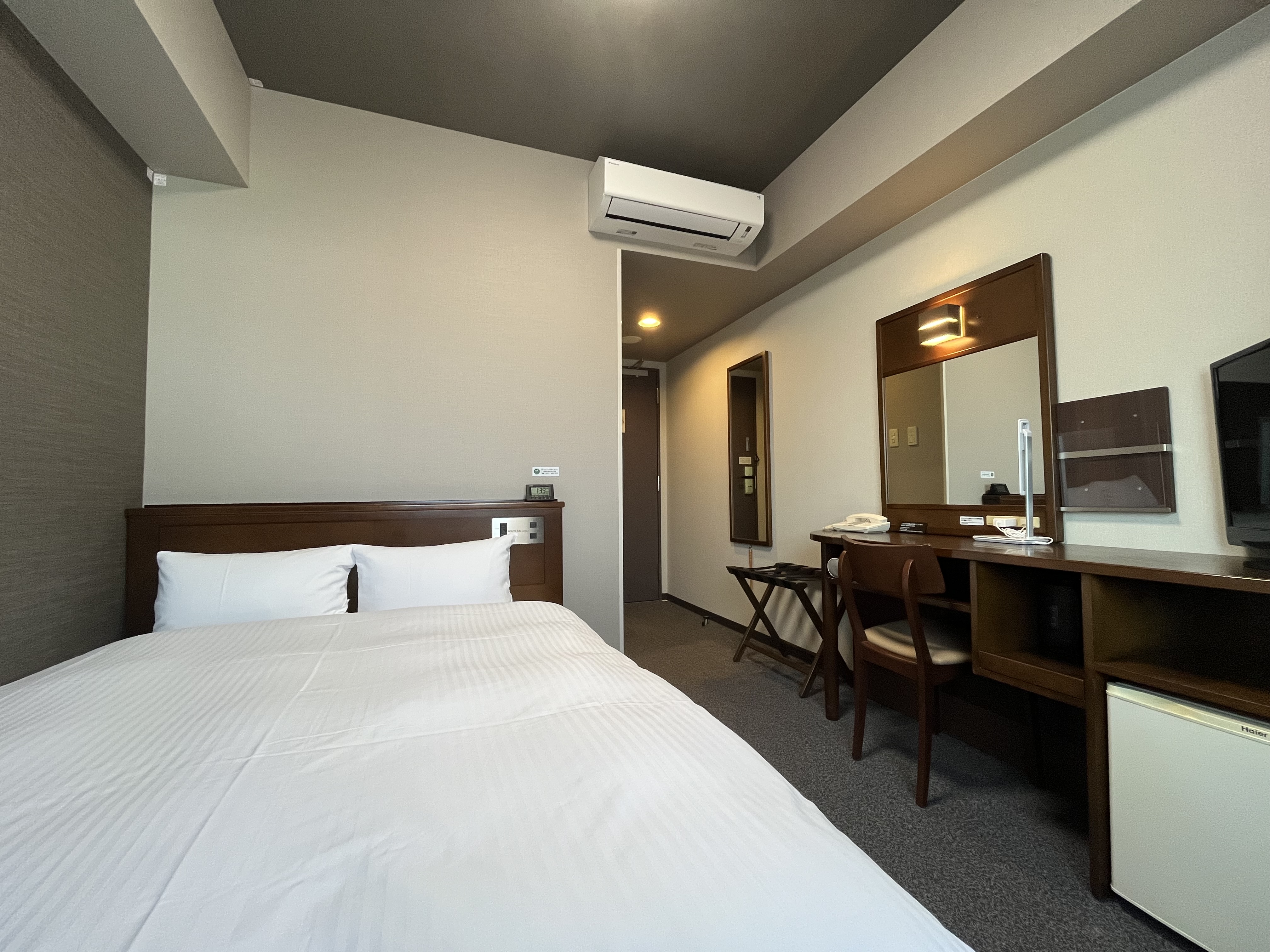 セミダブルルーム_改装後