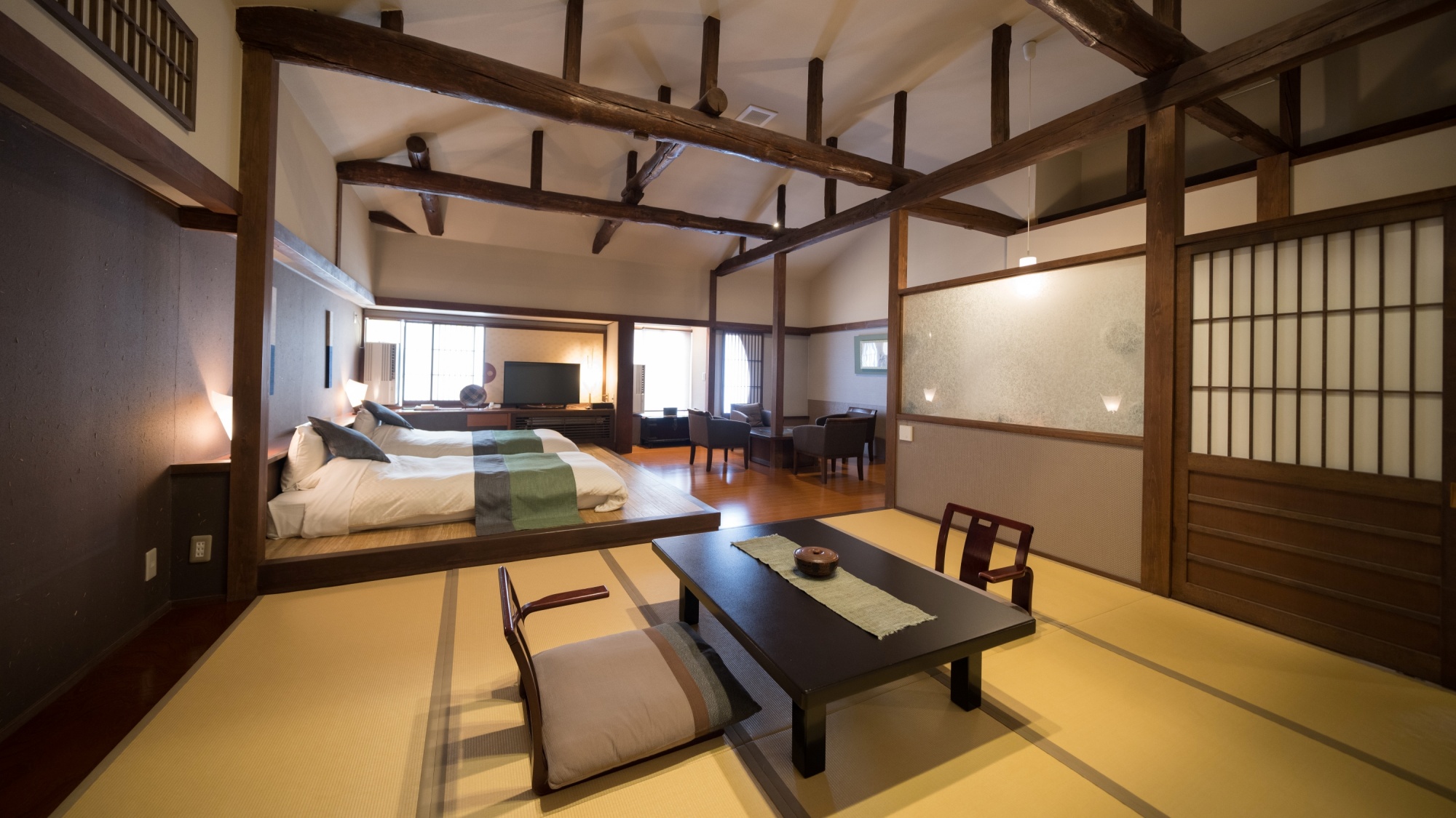 【泉游亭・きり】和室＋和ベッドルーム＋広縁