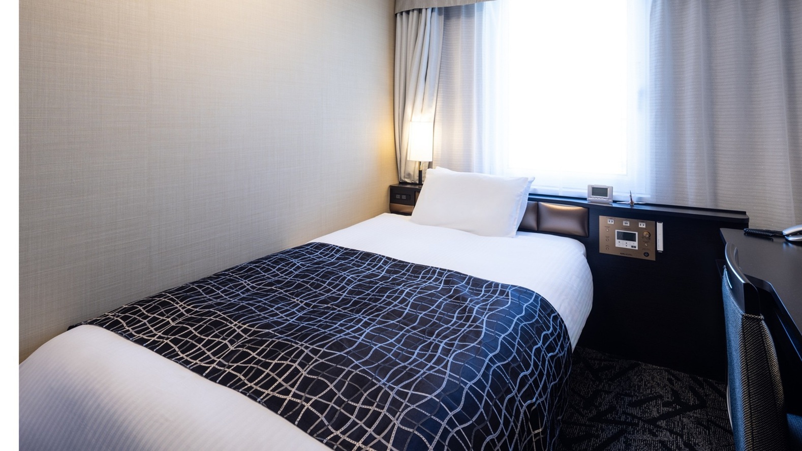 シングルルーム(120cmベッド）【禁煙室】