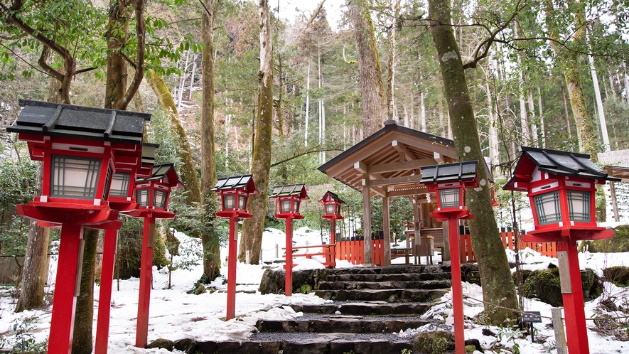 *【周辺・貴船神社】冬の貴船はロマンチックで神秘的