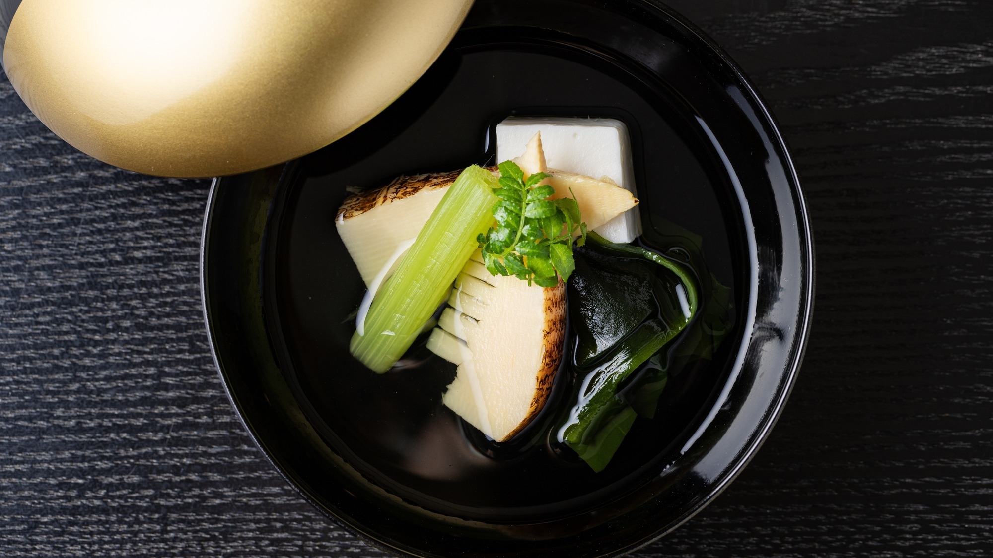 【朝食なし】黒毛和牛A5ランクの夕食付！自由な朝時間を愉しむ箱根ステイ（一泊夕食付）