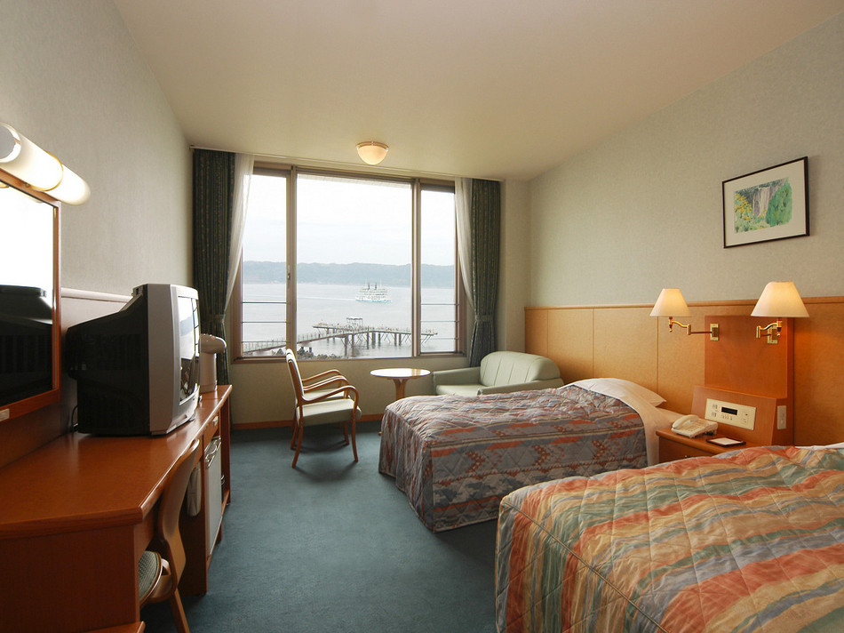 Ocean view western style twin room