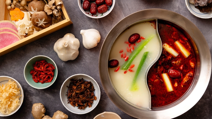 【冬の発酵薬膳】＜個室食確約＞富山の伝統を活かす「オリジナル火鍋」と温泉で、心とからだ温まる旅