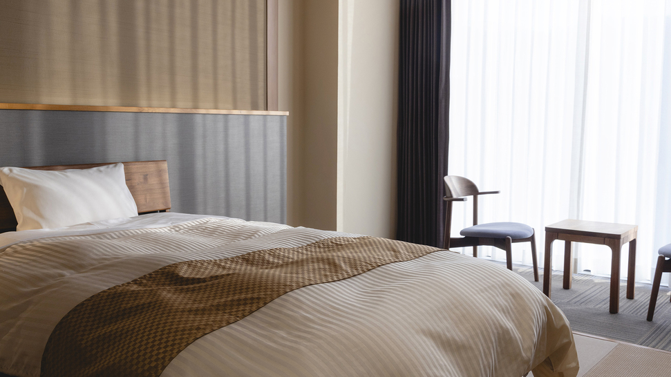 【モダン和洋室】シックな色合いのインテリアたち。滞在にとことんこだわった特別なお部屋です。