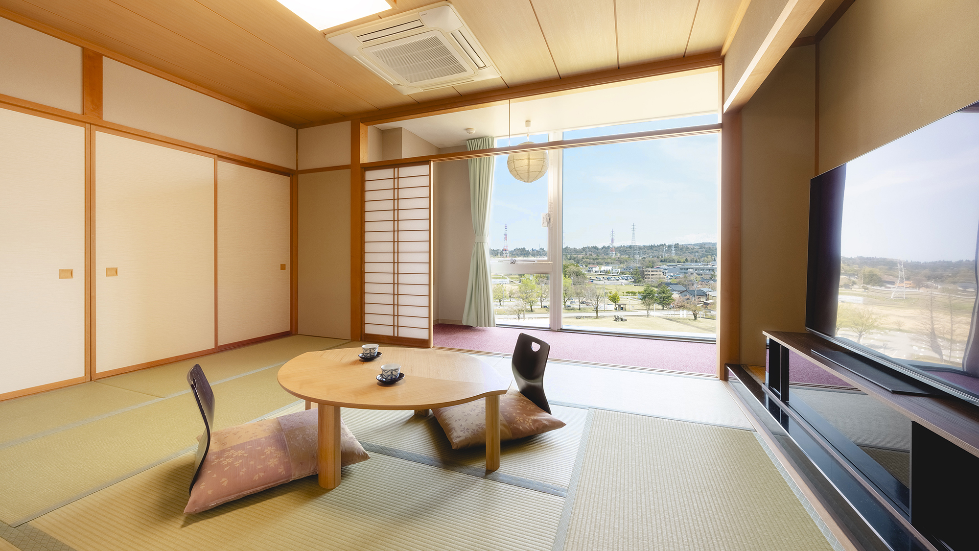 【特別室】襖で仕切れば、プライベートな空間も確保できます。