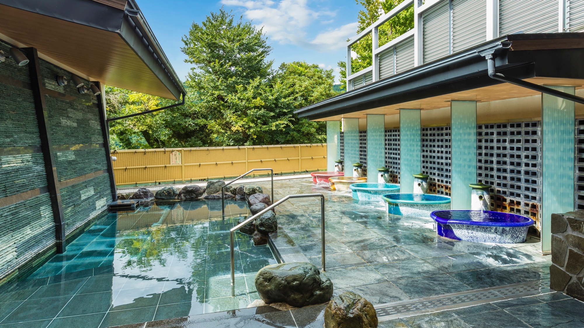 神通峡春日温泉　ゆ〜とりあ越中