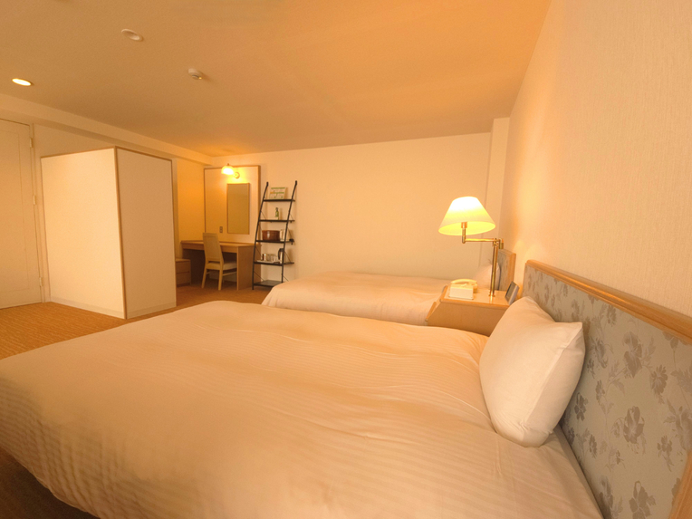 【2階和洋室(一例)】洋間