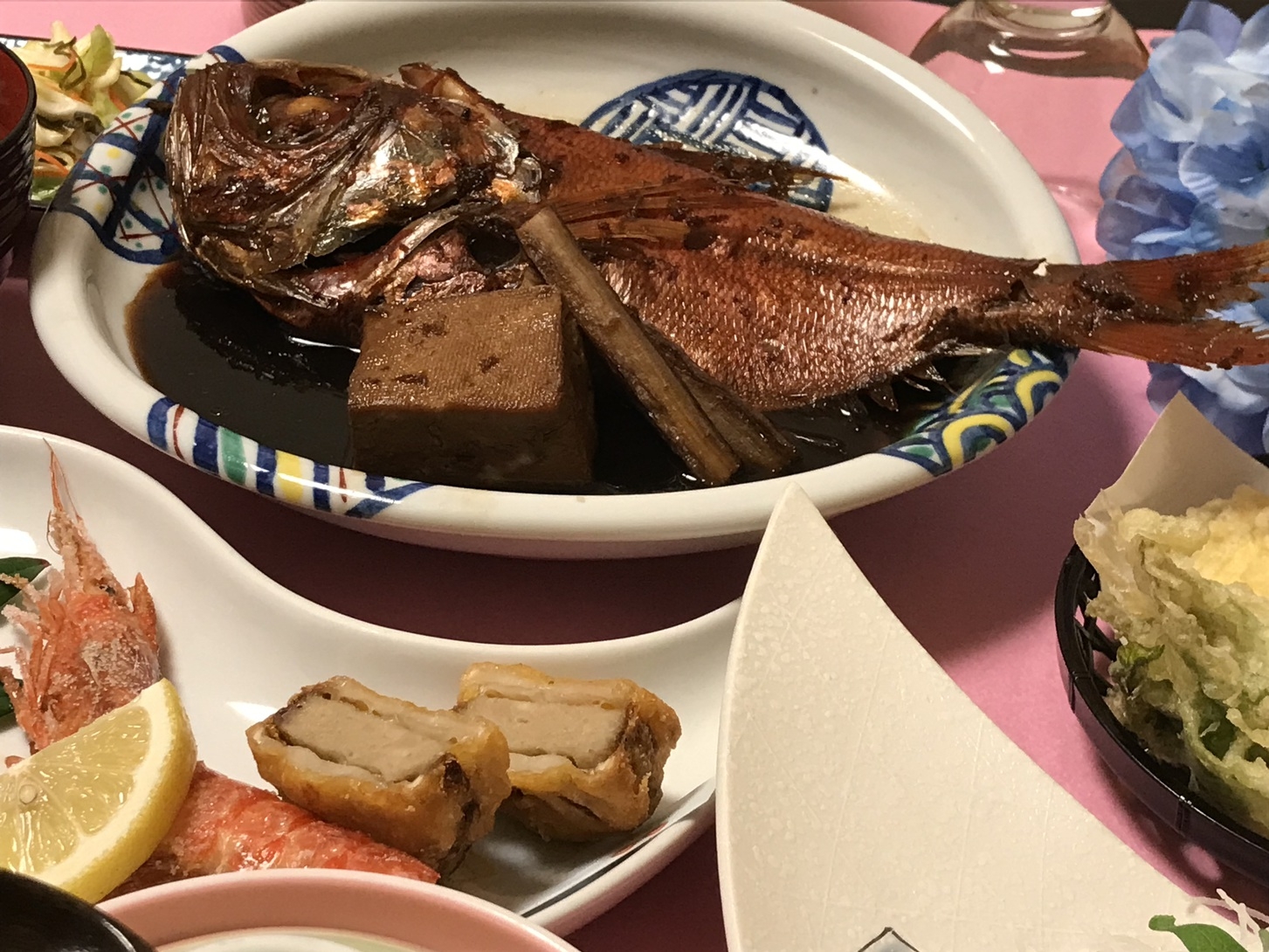 ♪青い海に癒されてきんめ丸ごと一尾召し上がれ！！