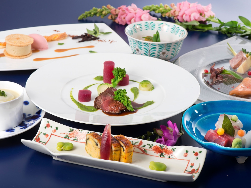【春SALE】大浴場からも湖畔を一望！旬の食材を堪能！和洋折衷コース/スタンダードプラン19:30