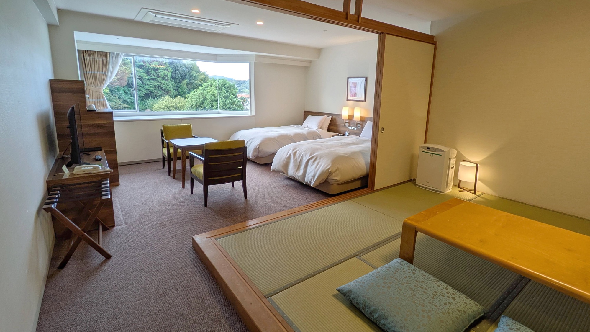 【客室】2025年10月リニューアル！グリーンビュー和洋室（一例）