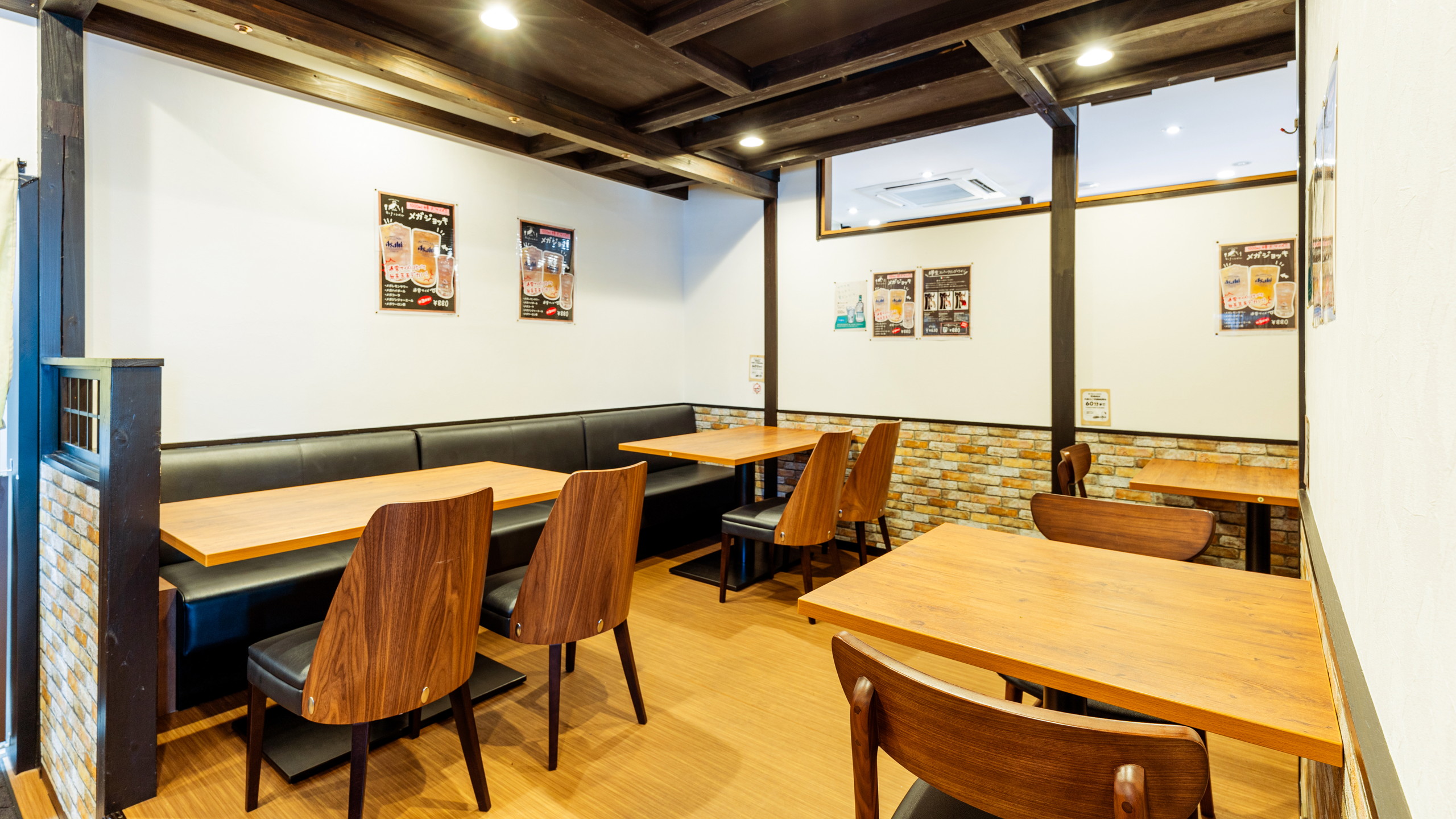 レストラン内装②