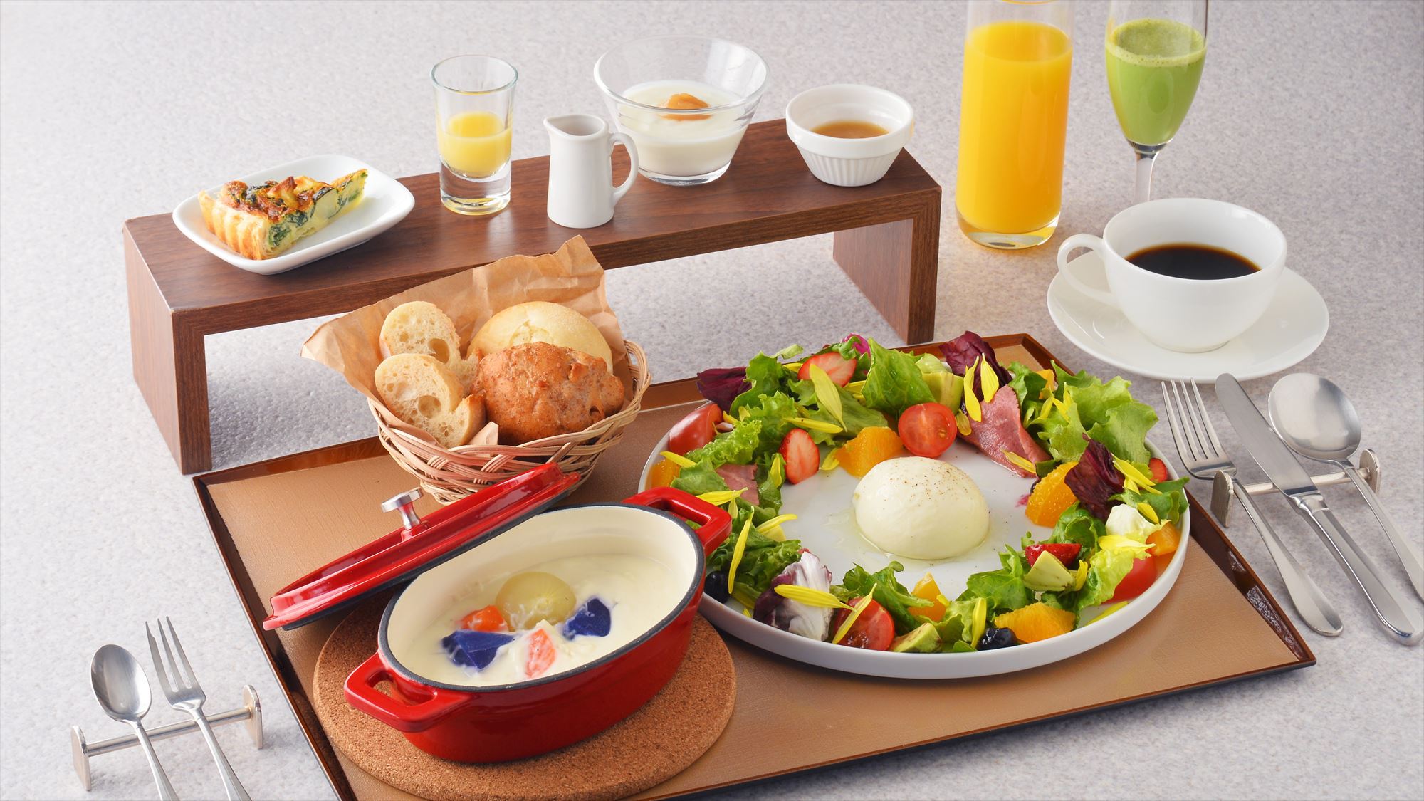 【朝食付】さき楽｜６０日前までの早期予約割｜函館食材の美味しくて自慢の朝食プレートをご用意