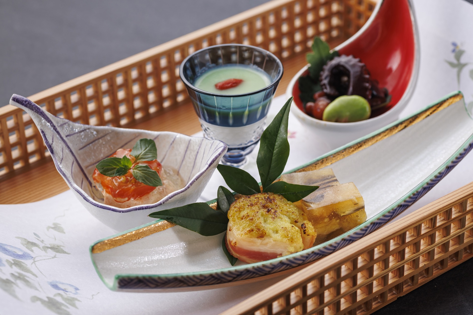 【さき楽28】【土地の恵み会席】伊豆食材を五感で味わい尽くす〜MEGUMI〜