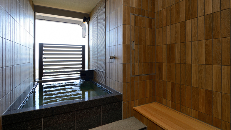 プレミアムツイン／温泉露天風呂付（52平米）