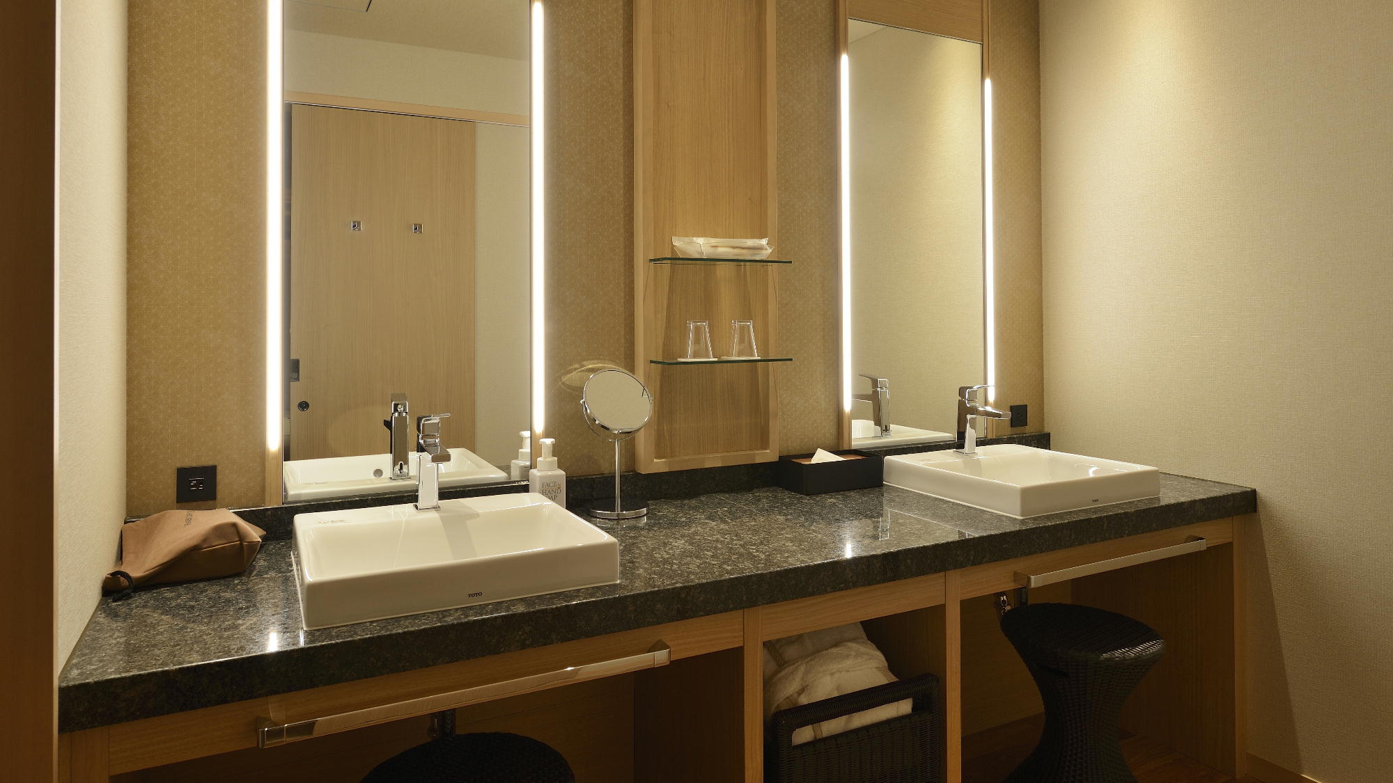 【温泉露天風呂付】ラグジュアリースイート／104平米