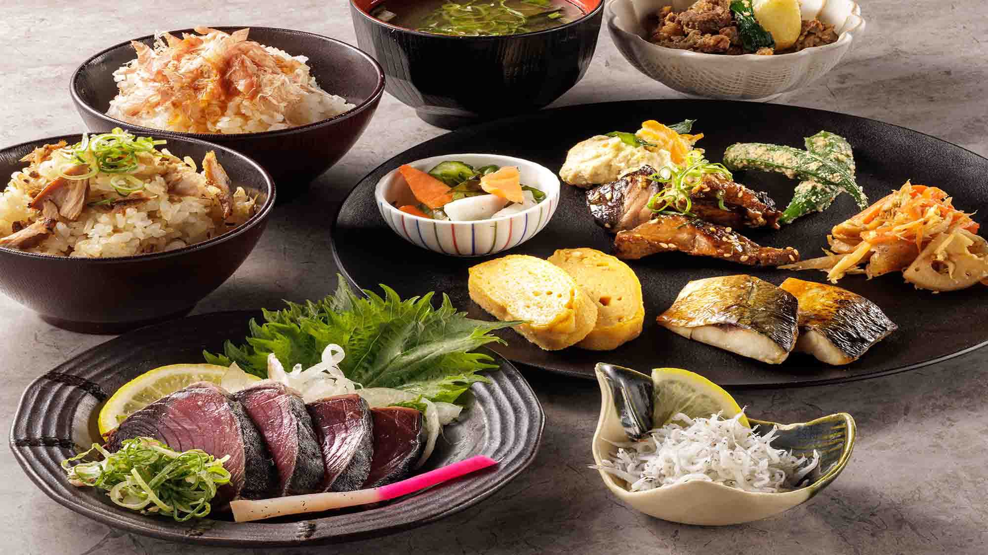 朝食盛り付け集合洋食