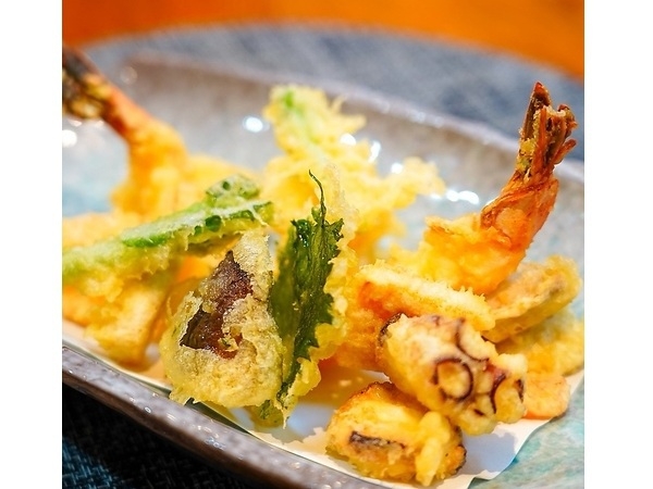 阿波おどり(素泊まり)【華包丁やまさき】さんで当日(16時半から18時まで）使える食事券付♪