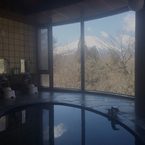 大浴場からの富士山