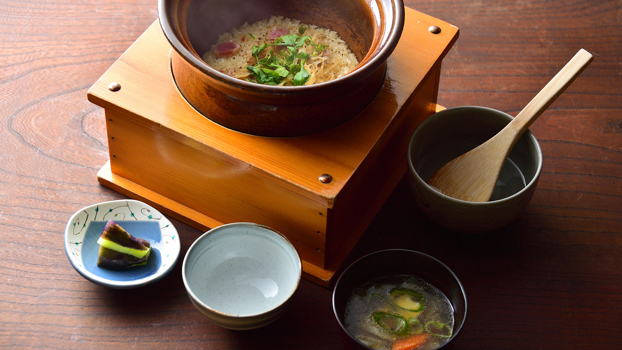 ・【夕食一例】御飯物も熱々炊き立てでお出しいたします